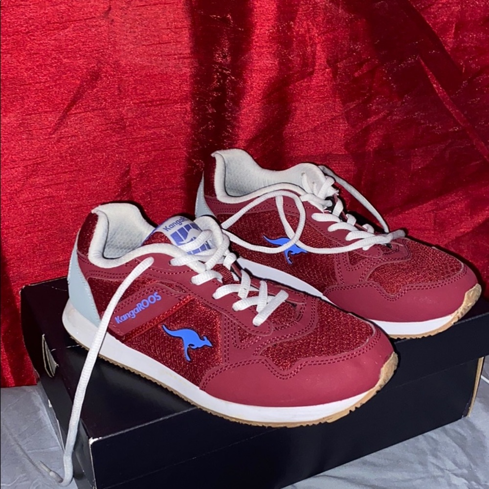 Kangaroo Sneakers